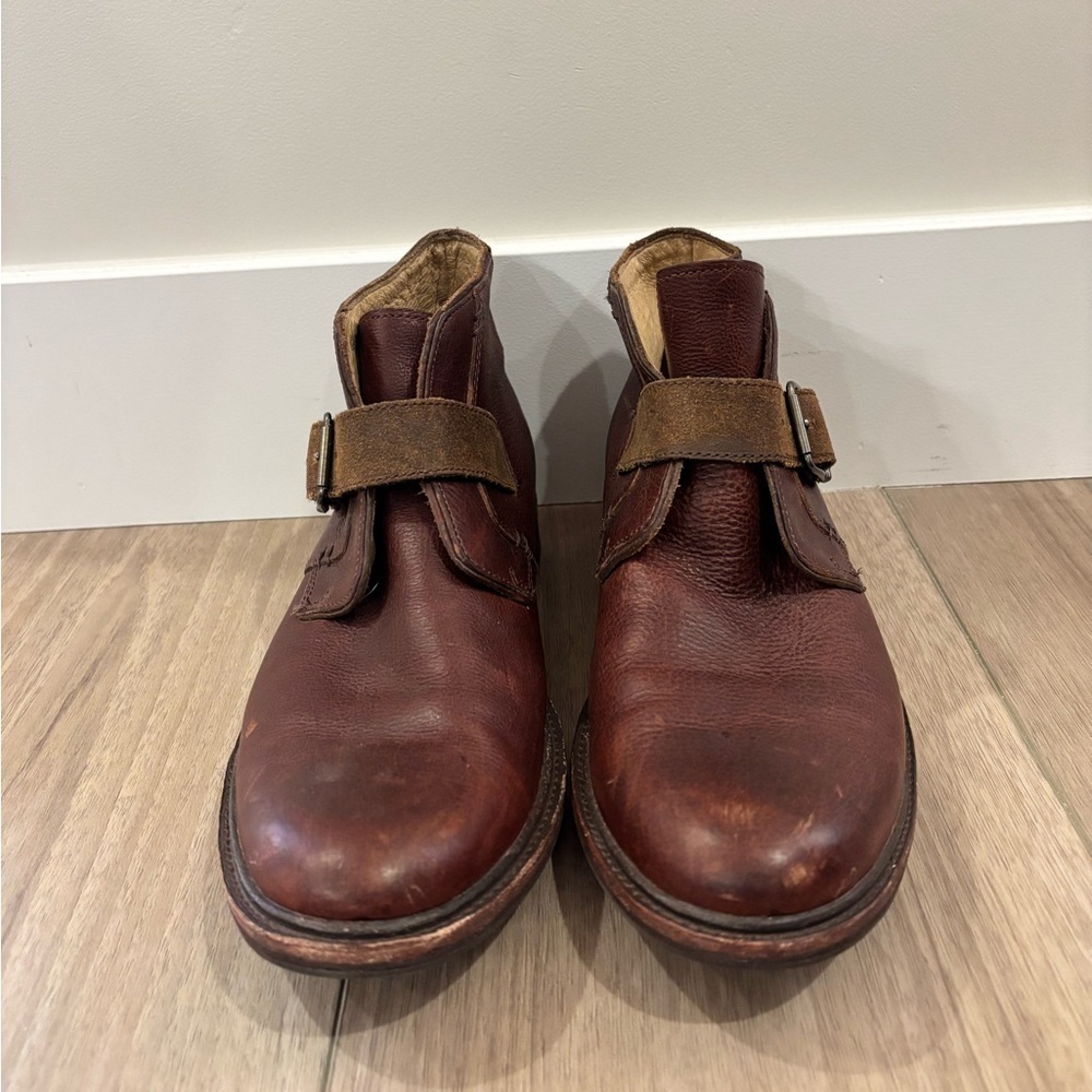 UGG Men's Brown Leather Ankle Boots size 12 buckle strap - Picture 3 of 7